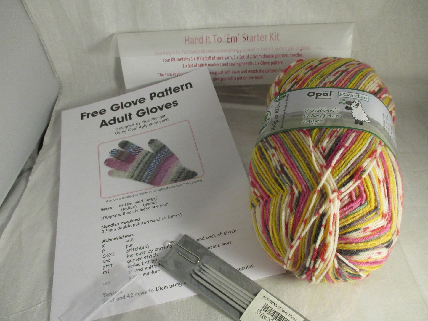 Hand It To 'Em - Starter Glove Knitting Kit