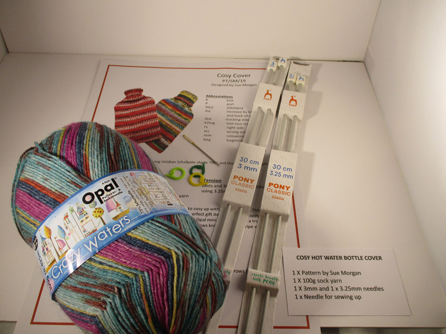 Sporty Sock Knitting Kit - Pattern, yarn and needles