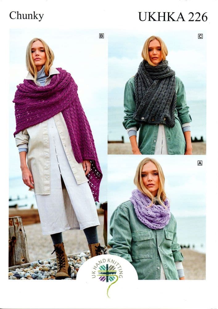 UKHKA 226 - Ladies Chunky Scarves & Shawls Pattern