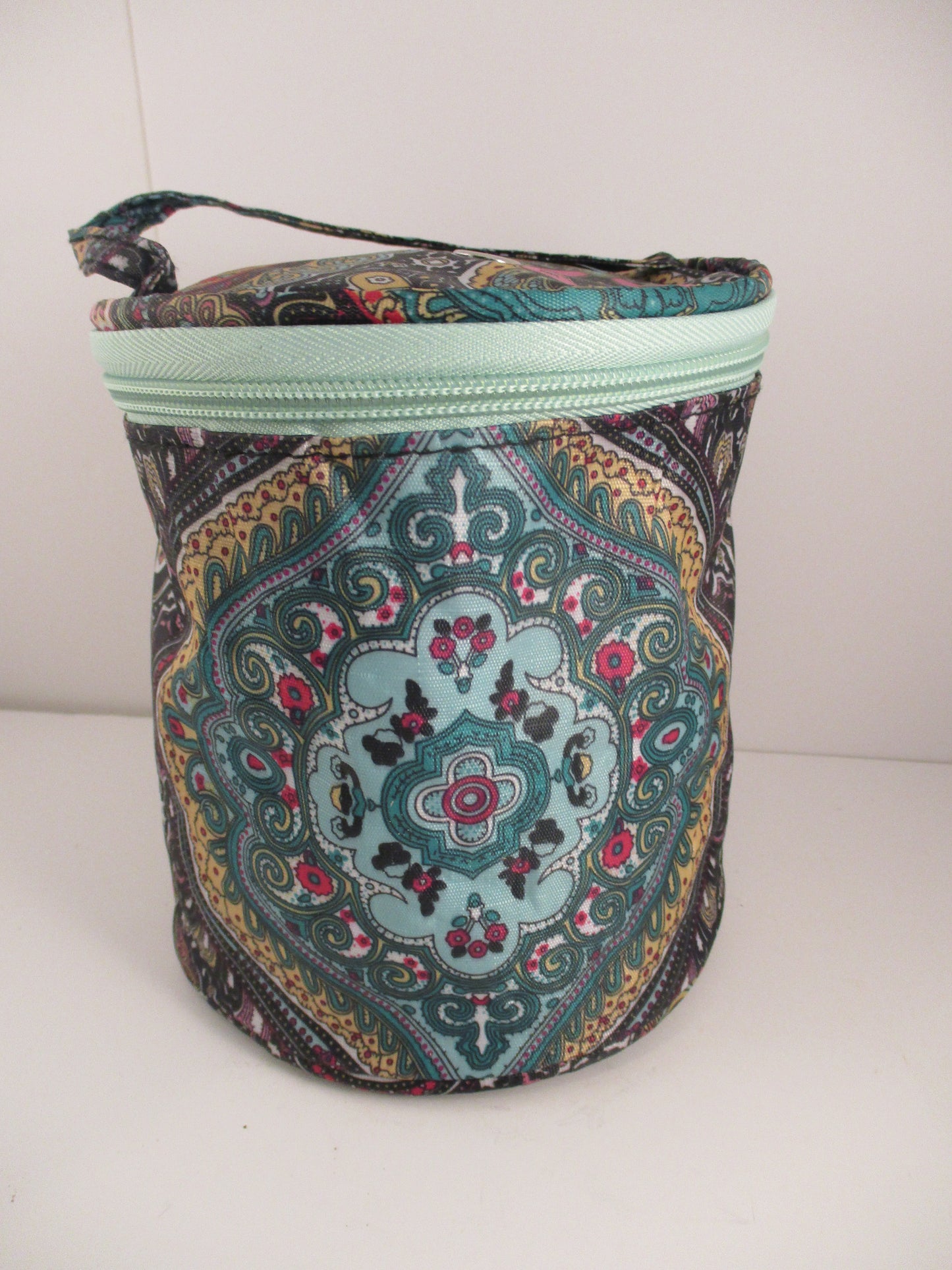 Knitters bag - Yarn dispenser bag