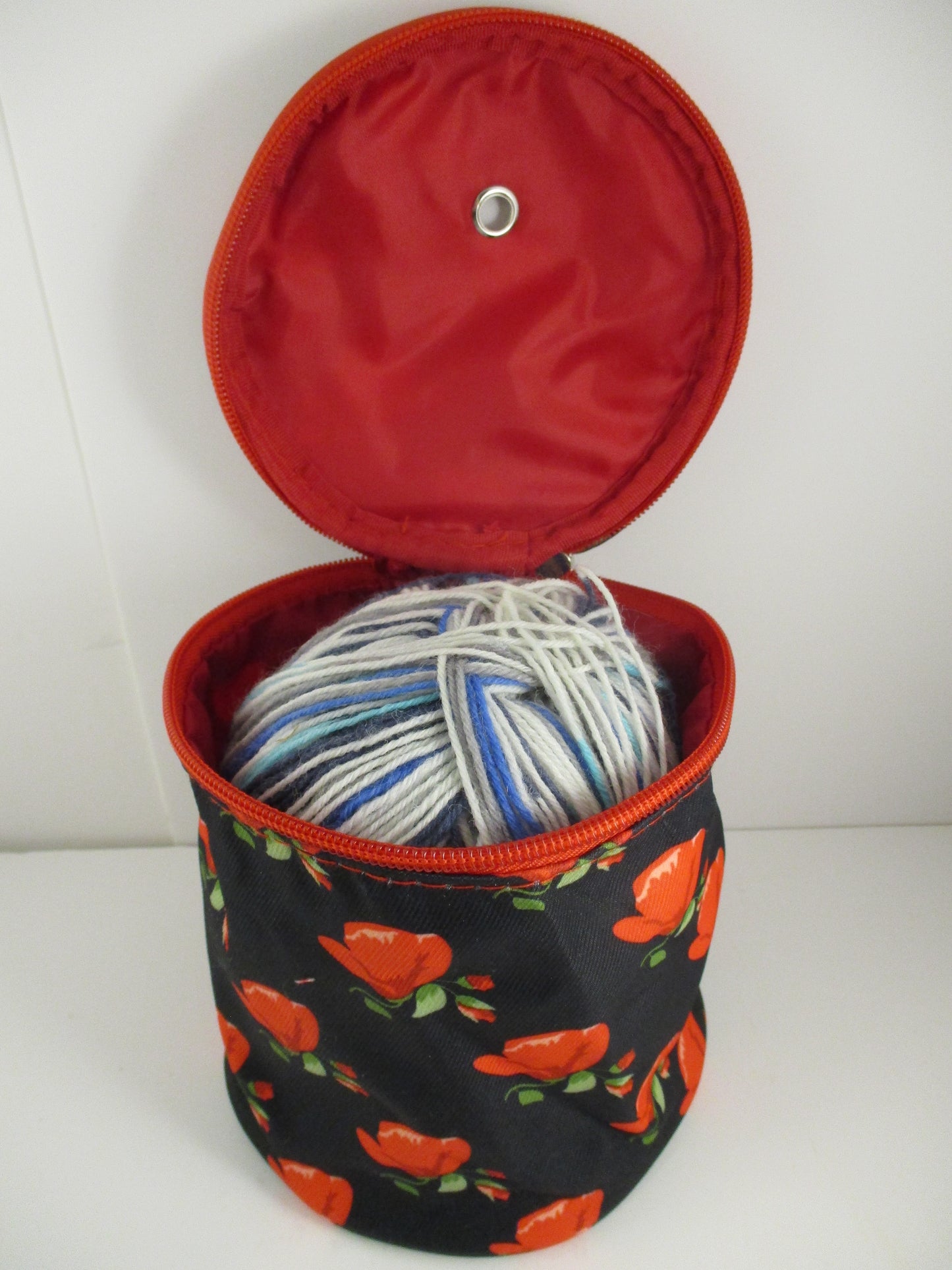 Knitters bag - Yarn dispenser bag  Floral