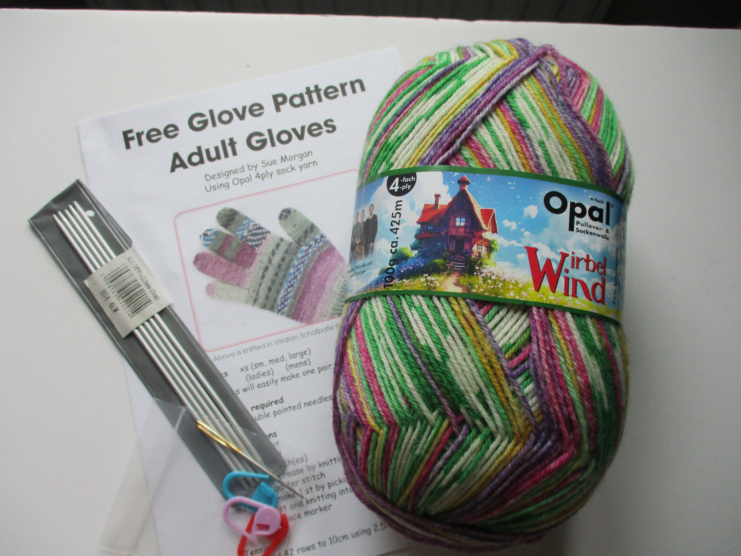 Hand It To 'Em - Starter Glove Knitting Kit