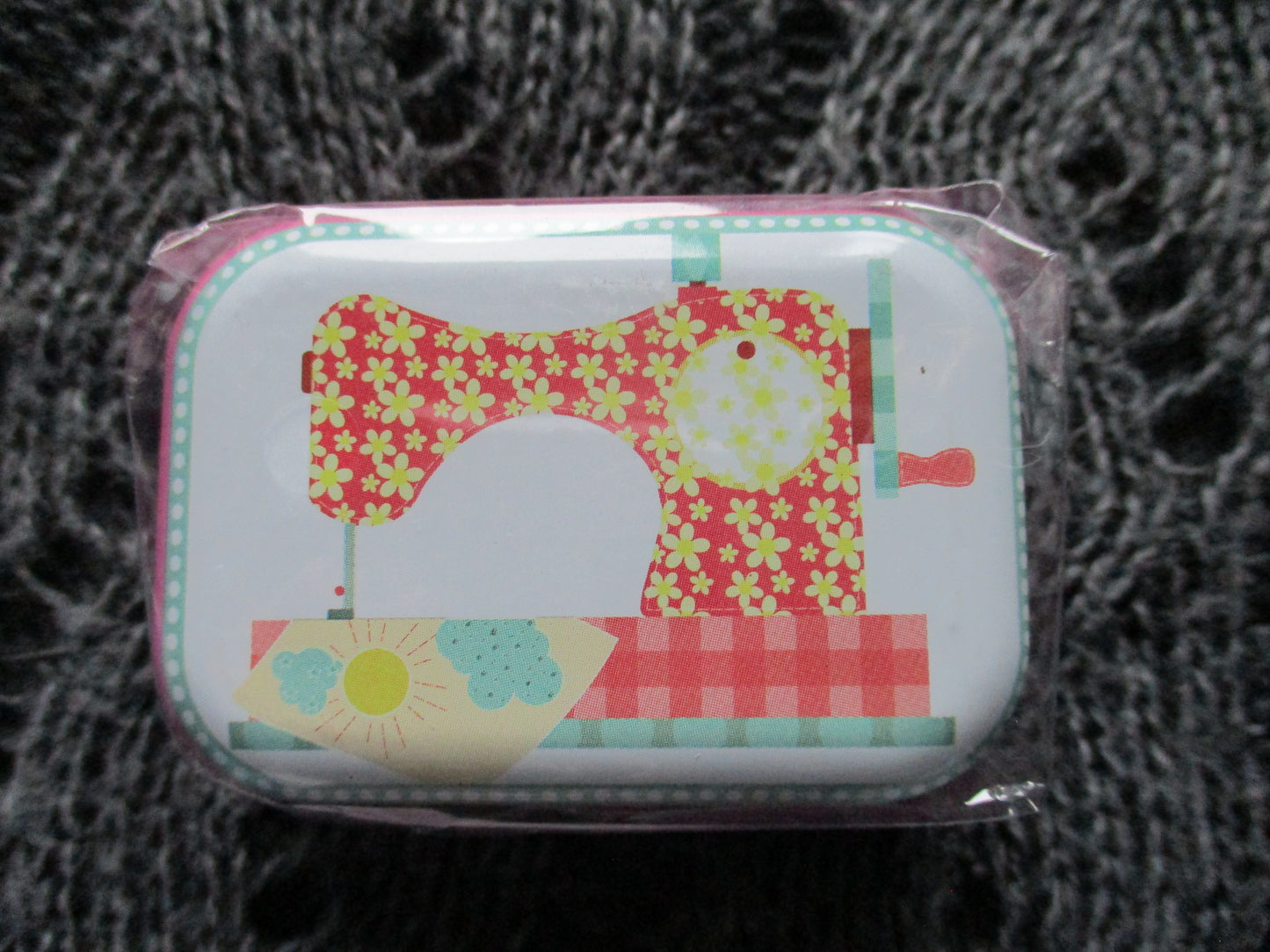 Craft Tins - Sewing themed