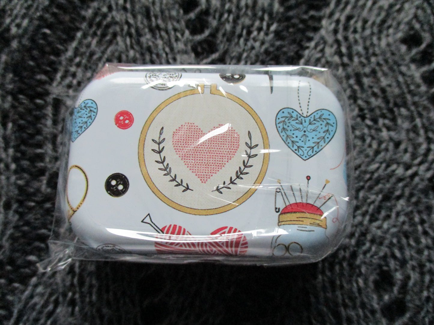 Craft Tins - Sewing themed